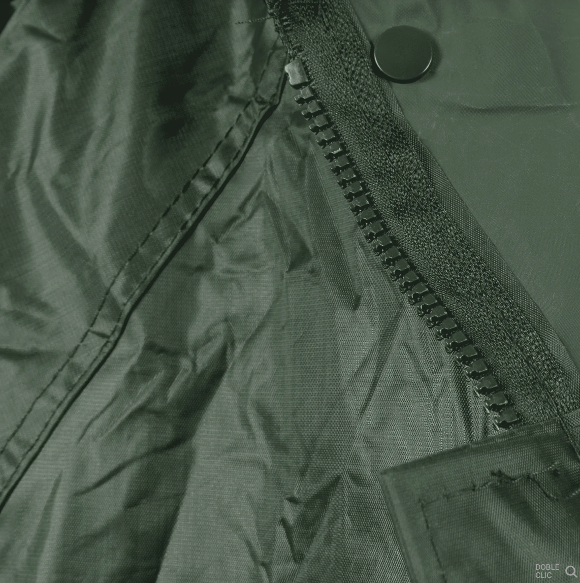 Chubasquero Impermeable de Nylon – CAT I, Ligero, Resistente y con Capucha Oculta