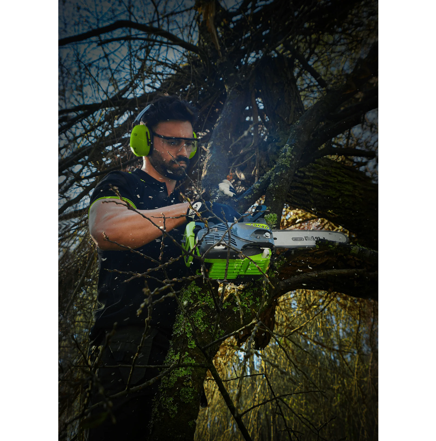 Motosierra Magnum 28CC - 10" - Espada Oregon - Compacta y Potente