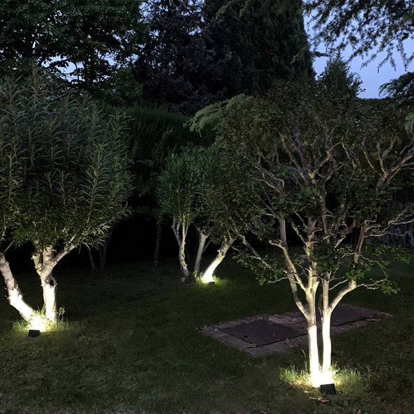 Aplique Solar LED 200 Lúmenes IP65 con Sensor de Movimiento