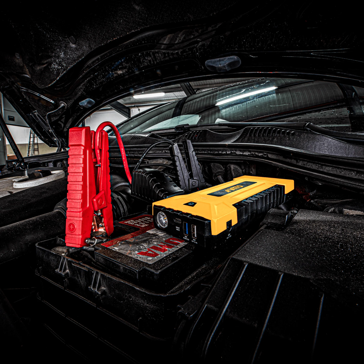 Arrancador de Batería Multifunción 13.000 mAh – 12V, 800A Pico, USB-C, Linterna LED