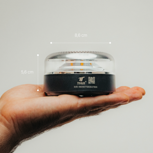 Luz de Emergencia V16 con Geolocalización IoT Certificada por la DGT – Incluye Funda Protectora